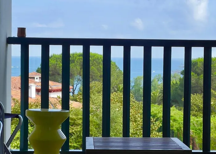 Bed & Views - Le Paradis De Bordaberry Апартаменты *